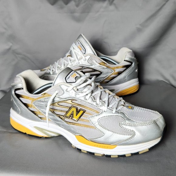 New Balance 718 (2005) - Picture 7 of 14